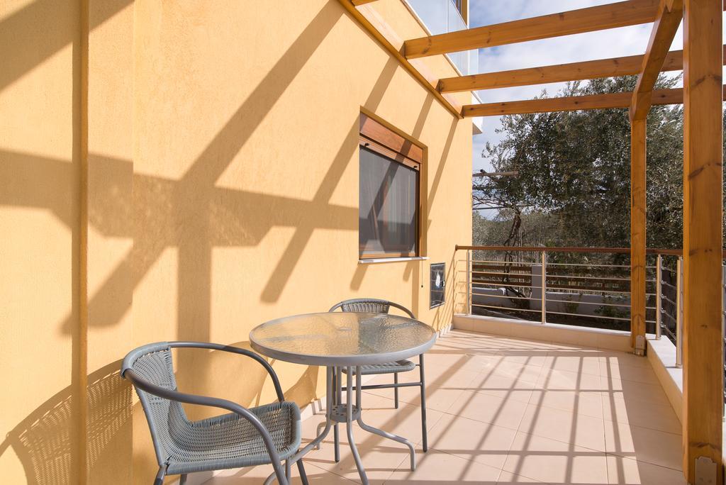 Studios Gagos Astris Exterior foto